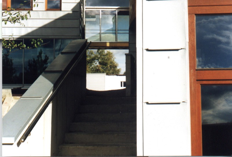 hala produkcyjno-montazowa, dbt, polska, myslowice, realizacja, 2003, schody