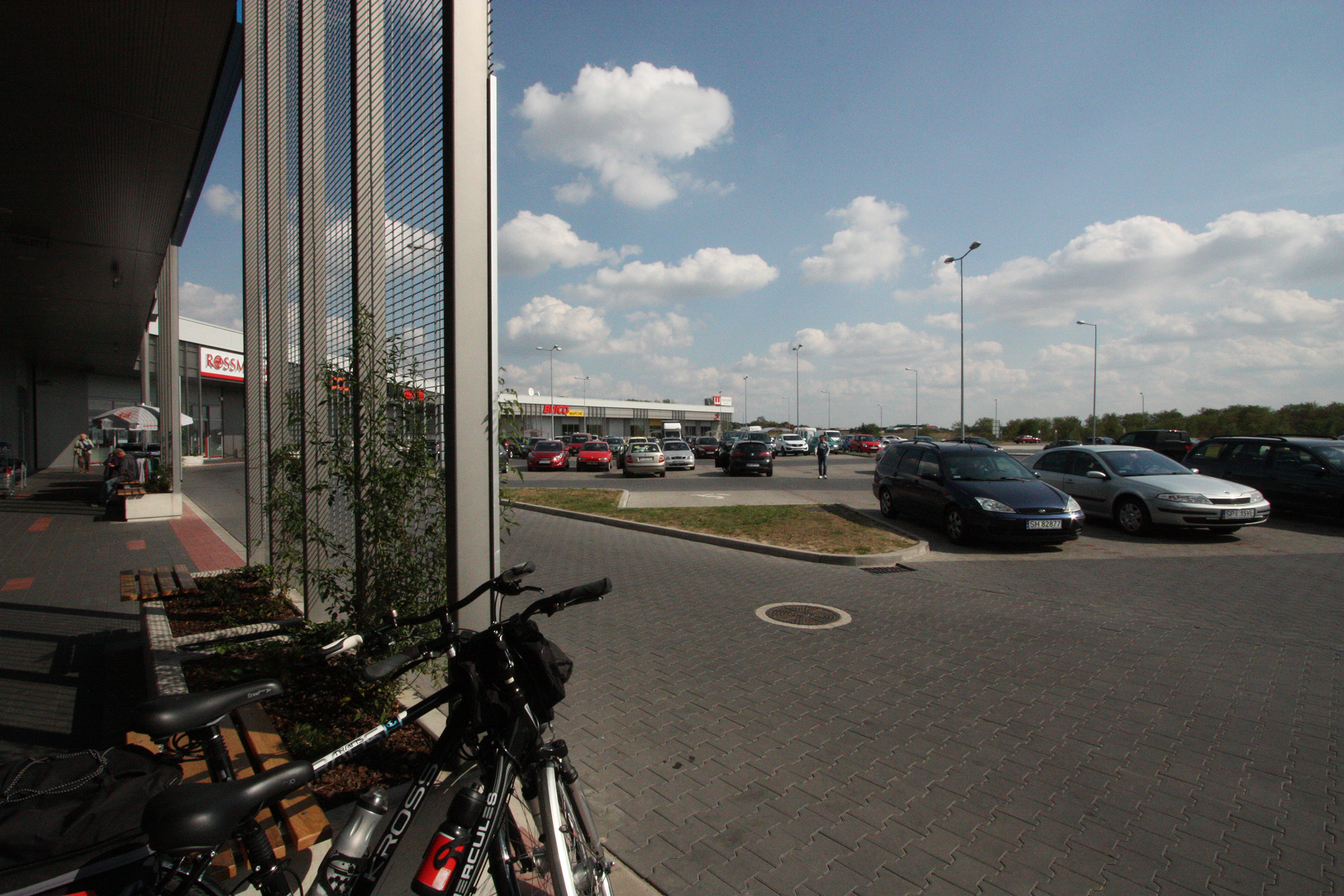 centrum handlowe, marcredo, 2014, parking, zielone ekrany