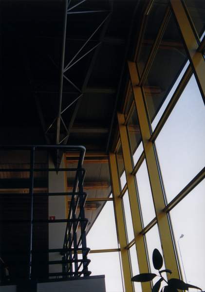 stacja serwisowa, entrak, caterpillar, czeladz, 2000, okna